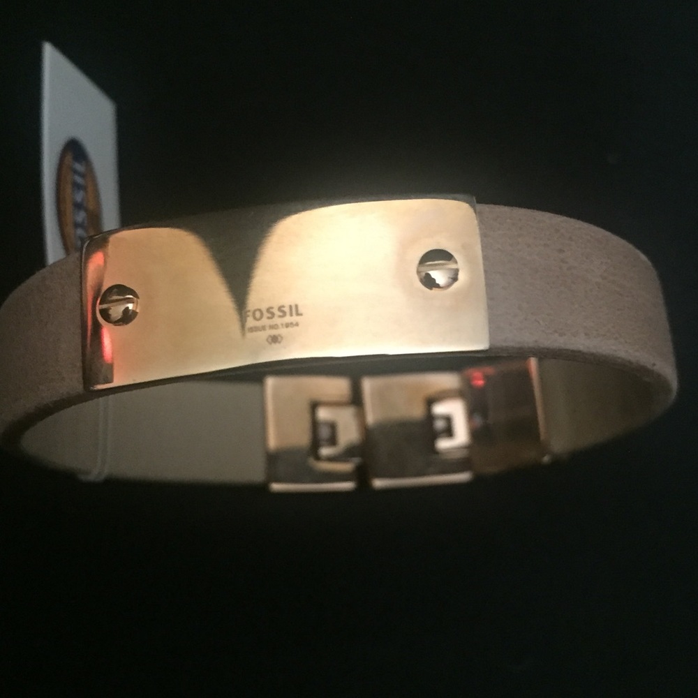 Fossil Leather Bracelets - Picture 5 of 8